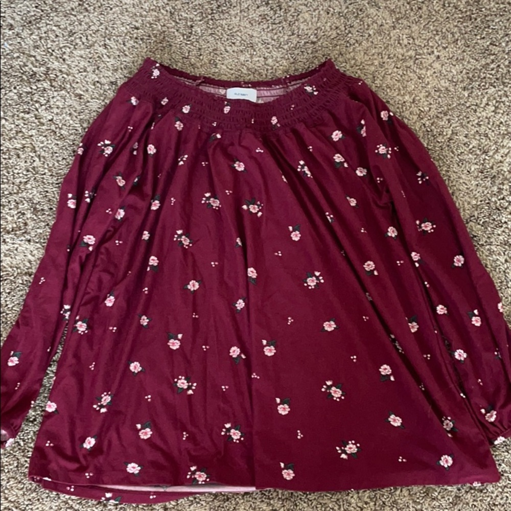 Off the shoulder top from Old Navy. Size 14